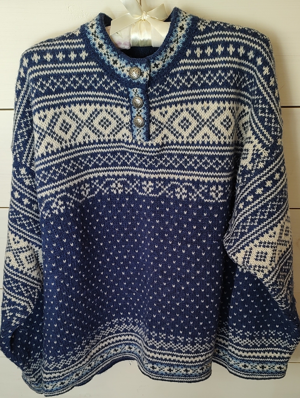 L.L. Bean Navy and White Nordic Crewneck Sweater